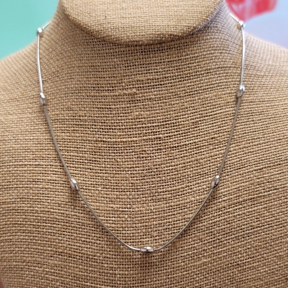 Silver Tone Chain with small Silver Tone Pieces Necklace - Fashion, Stylish